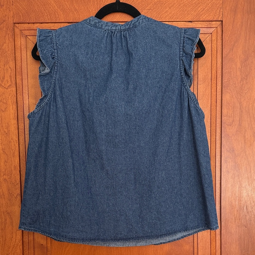 Draper James RSVP Denim Ruffle Sleeve Top sz L - Picture 2 of 3